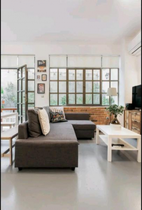 Fashionable Base in Central Athens in the Old Tailor Factory